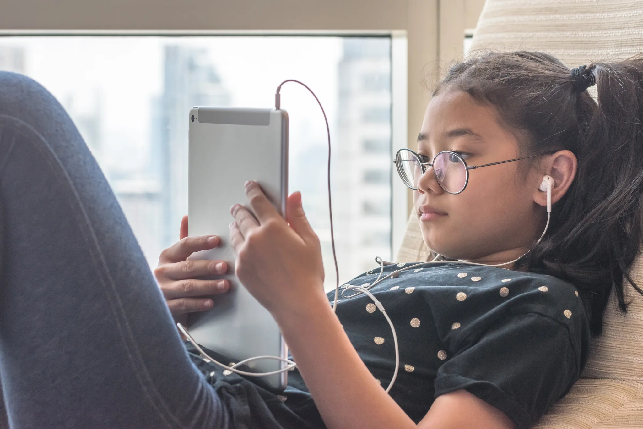 Telehealth can be used in treatment of ADHD in children, Lacyestelle, Mothering the Storm